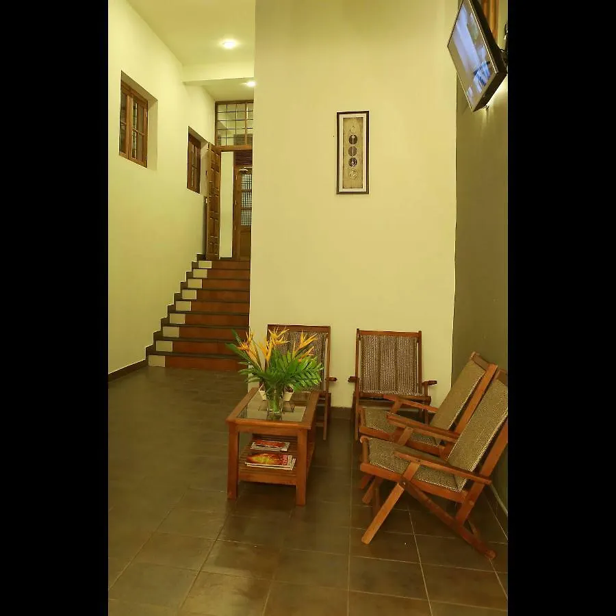 Bed & Breakfast Dakshin Ghats Tariyod